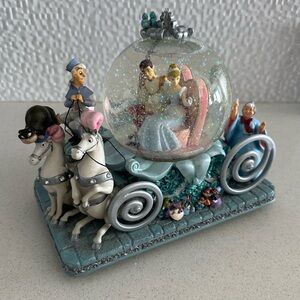 Disney’s 50 Anniversay Cinderella Musical Snow Carriage